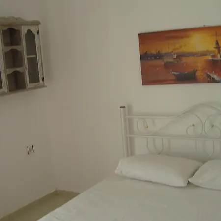 Dantel Sahil Селемие