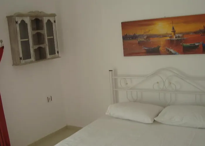 Dantel Sahil Selimiye (Aegean)